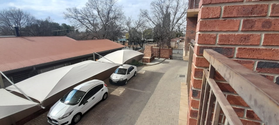 2 Bedroom Property for Sale in Potchefstroom South North West